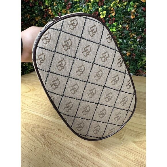 Dooney & Bourke Small Signature Shoulder Bag Tan Brown Beige Purse Hobo Mini GUC - Picture 8 of 13